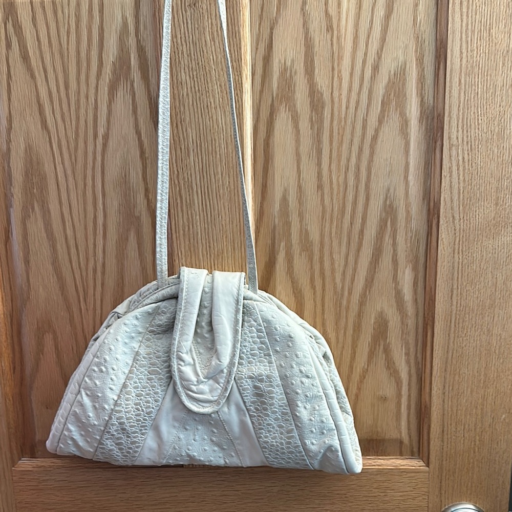 Vintage Miriam Cream Clutch